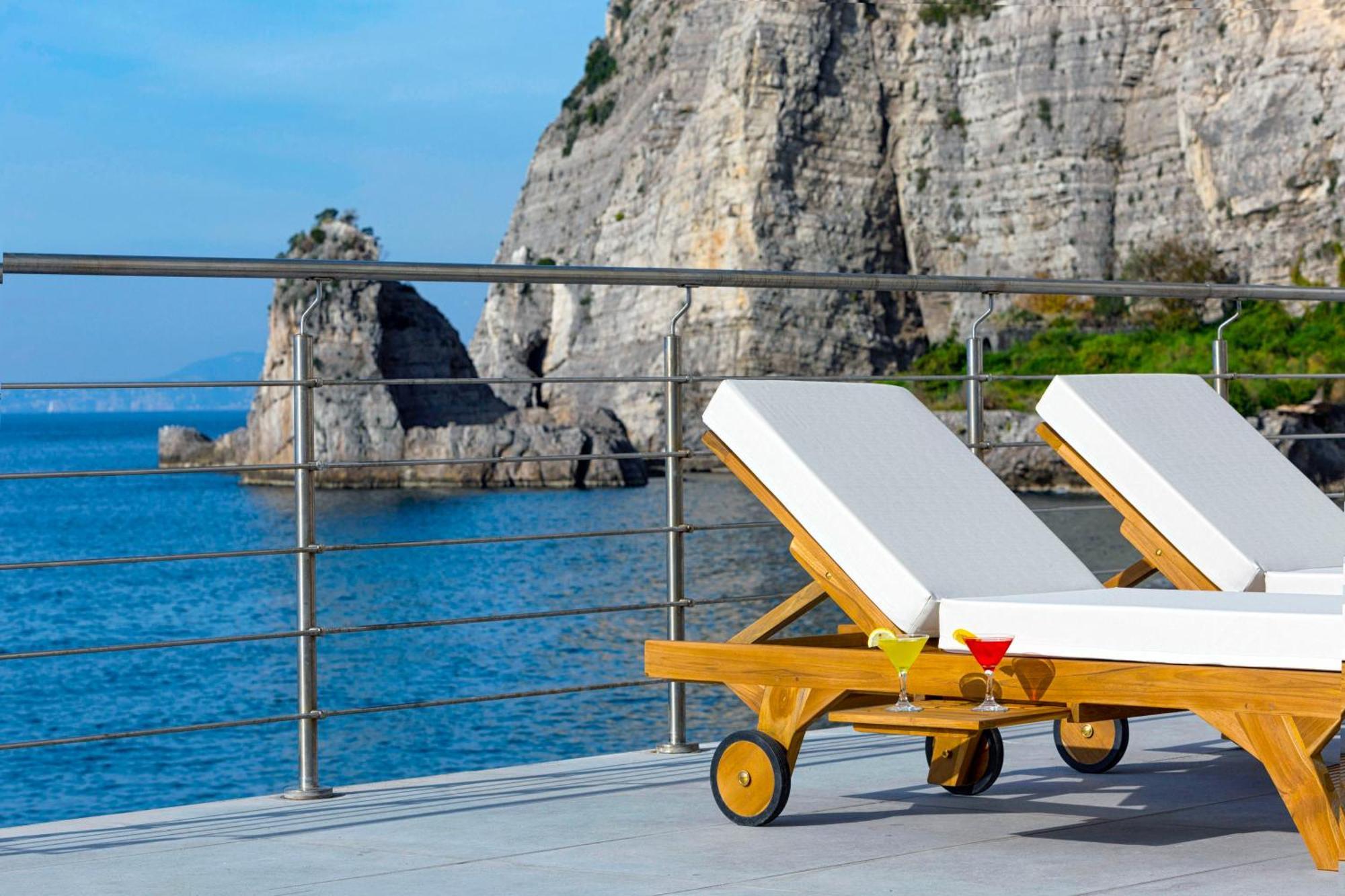 Alimuri Bay Resort Мета Екстериор снимка