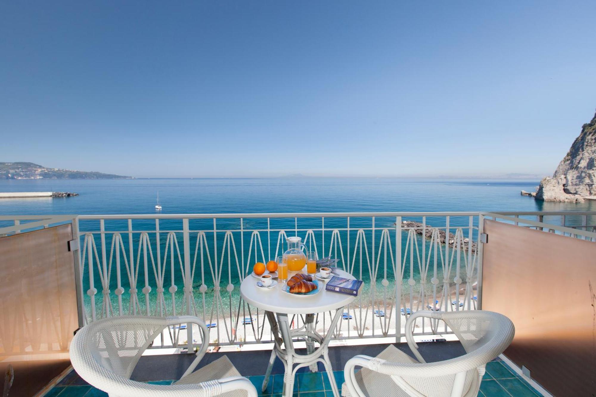 Alimuri Bay Resort Мета Екстериор снимка